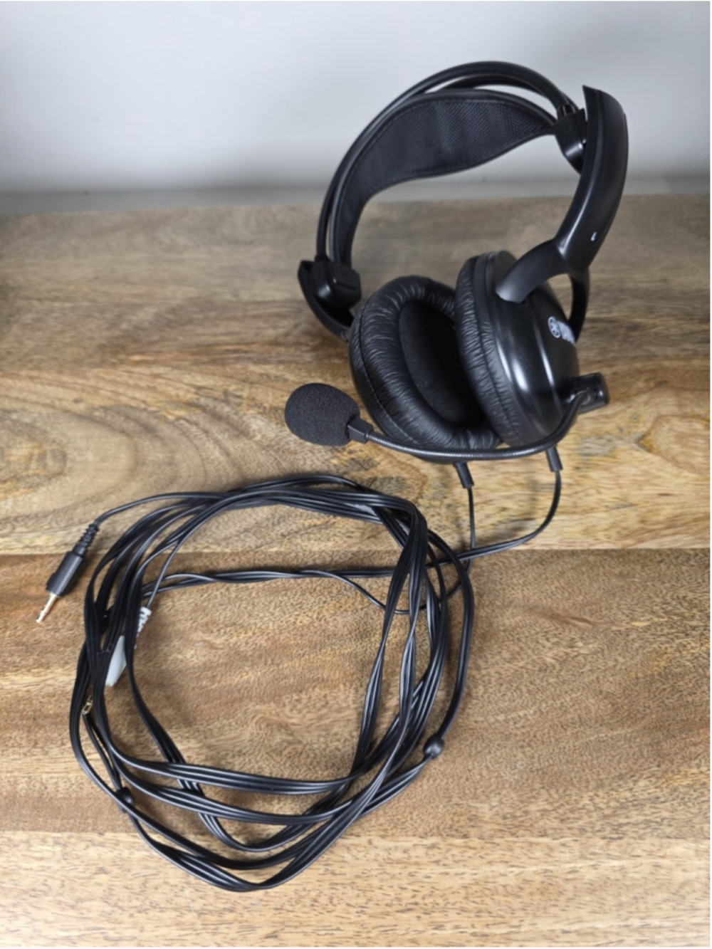 Yamaha CM500 Wired Stereo Headset Boom Microphone Dual 3.5mm DJ Gaming Black